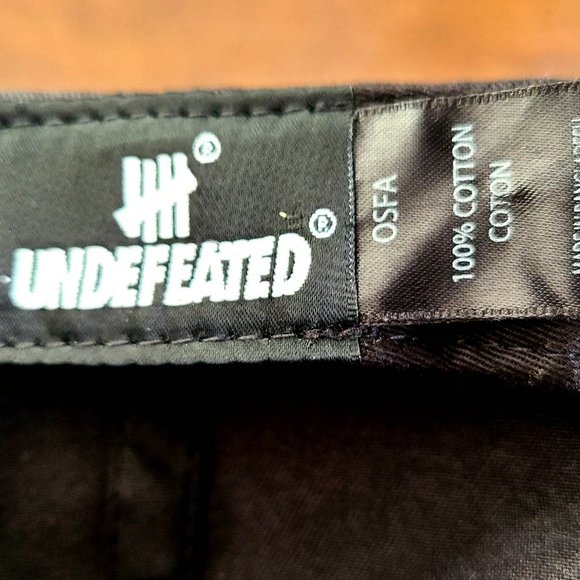 Undefeated Miniature Logo Snapback hat